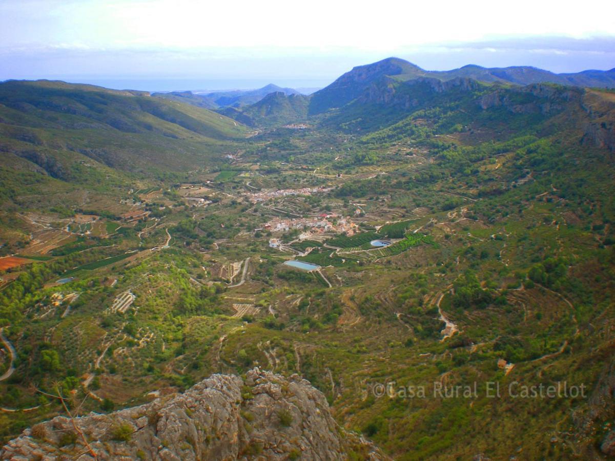 Patró Buhardilla Rustica En La Vall De Gallineraアパートホテル エクステリア 写真