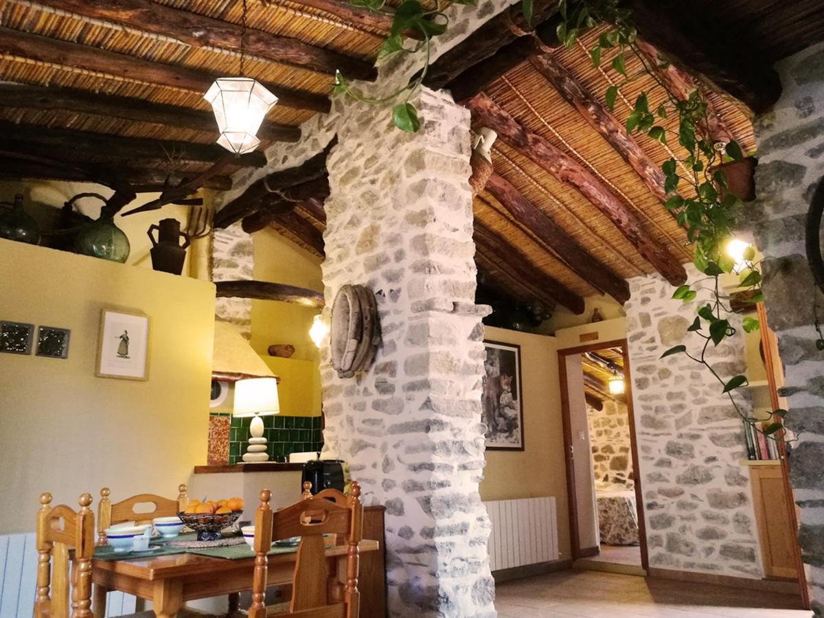 Patró Buhardilla Rustica En La Vall De Gallineraアパートホテル エクステリア 写真